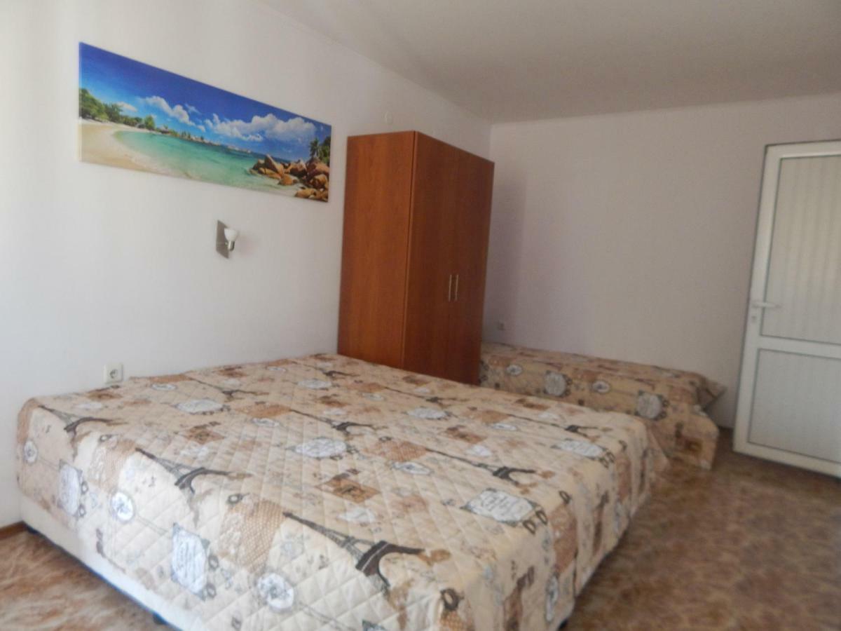 Dunav Apt.2 Равда Екстериор снимка